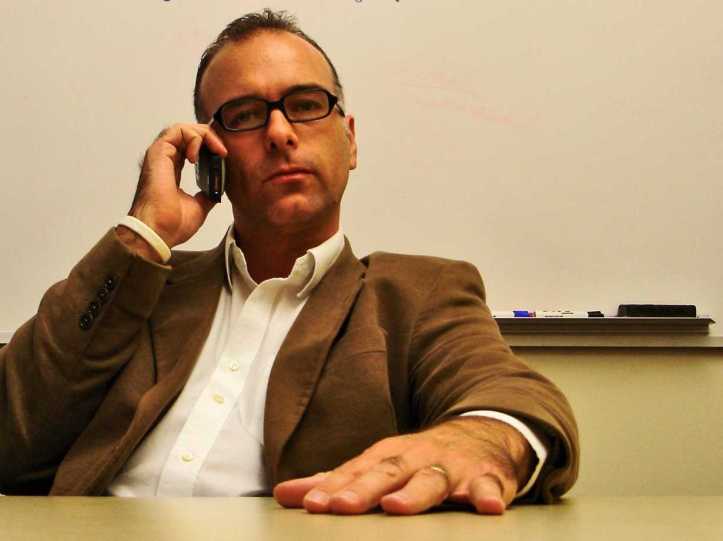 how-to-get-along-with-super-annoying-coworkers